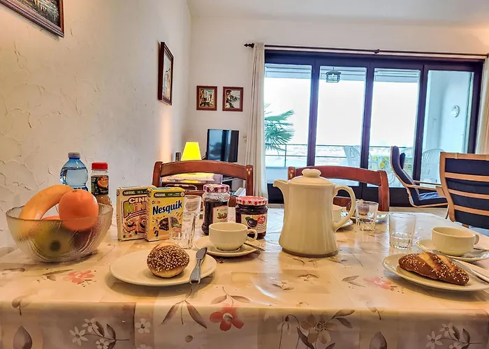 アパート Residenza Miralago Apt- A6 By Interhome